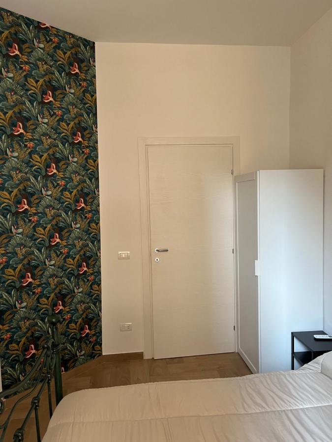 Airport Security 161 Apartment Naples